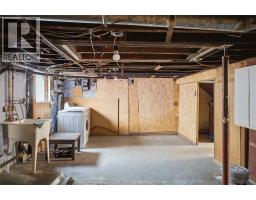 977 GLADSTONE - 23