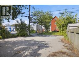 977 GLADSTONE - 29