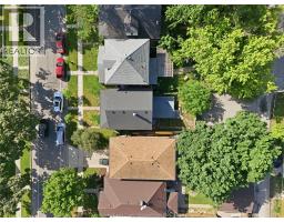 977 GLADSTONE - 35