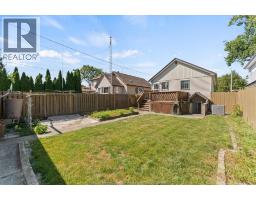 1768 HALL AVENUE - 31