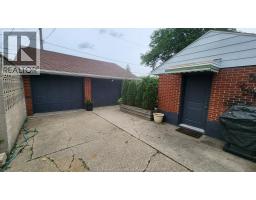 858 LAPORTE - 27