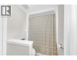 280 Fairview AVENUE East - 17