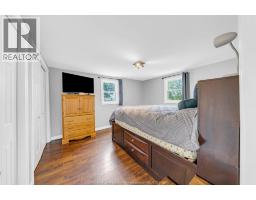 280 Fairview AVENUE East - 19