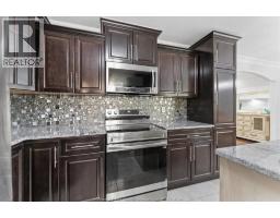 1055 ROSELAND DRIVE South - 14