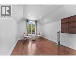 1055 ROSELAND DRIVE South - 20