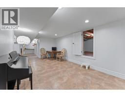 1055 ROSELAND DRIVE South - 26