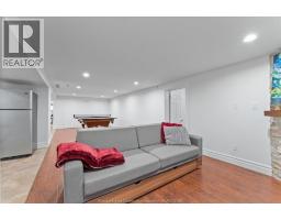 1055 ROSELAND DRIVE South - 31