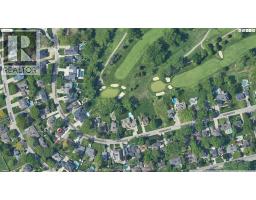 1055 ROSELAND DRIVE South - 44