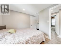 956 HOMEDALE BOULEVARD - 23