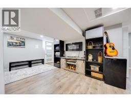 956 HOMEDALE BOULEVARD - 31