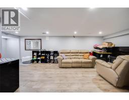 956 HOMEDALE BOULEVARD - 35