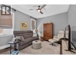 22 Emily AVENUE - 26