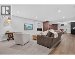 22 Emily AVENUE - 30