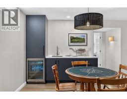 22 Emily AVENUE - 34