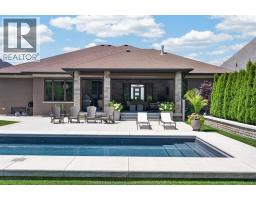 22 Emily AVENUE - 41