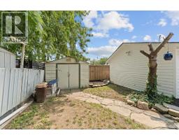 1042 EDWARD - 32