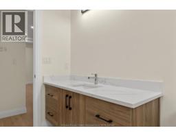 476 RAILWAY AVENUE - 12