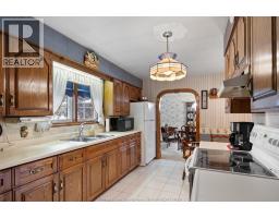 247 ERIE STREET South - 13
