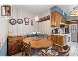 247 ERIE STREET South - 14