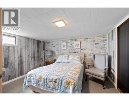 247 ERIE STREET South - 25