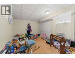 4235 MITCHELL CRESCENT - 22