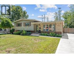 4235 MITCHELL CRESCENT - 3