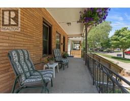663 BROCK STREET - 6