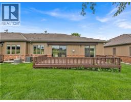 58 FAIRWAY CRESCENT - 45