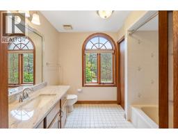 267 ELMGROVE DRIVE - 26