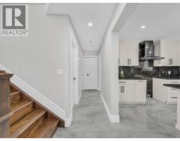 204 HAMPTON CRESCENT - 24