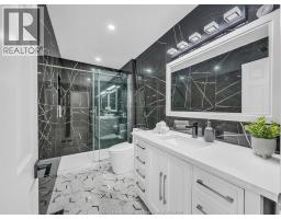 204 HAMPTON CRESCENT - 26