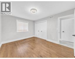 204 HAMPTON CRESCENT - 28