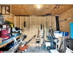 1547 ELLROSE AVENUE - 11