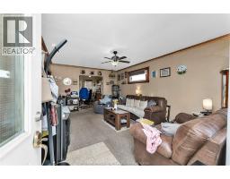 1547 ELLROSE AVENUE - 12
