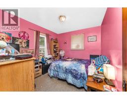1547 ELLROSE AVENUE - 18