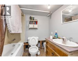 1547 ELLROSE AVENUE - 28