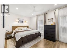 797 MONMOUTH ROAD - 31