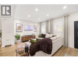 797 MONMOUTH ROAD - 6
