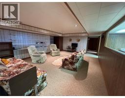 1239 OXFORD AVENUE - 36
