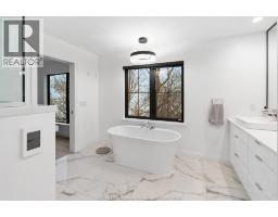 965 BRIARWOOD CRESCENT - 23