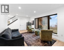 965 BRIARWOOD CRESCENT - 32