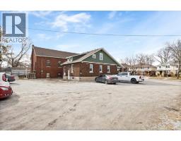 636-644 PARTINGTON AVENUE - 29