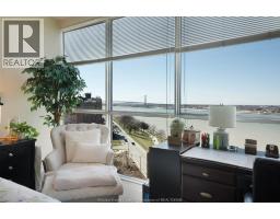 1225 RIVERSIDE DRIVE West UnitNo. 1002 - 29