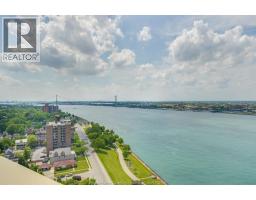 1225 RIVERSIDE DRIVE West UnitNo. 1002 - 5