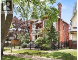 719 VICTORIA AVENUE - 2