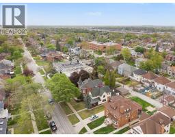 719 VICTORIA AVENUE - 41