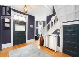 719 VICTORIA AVENUE - 8