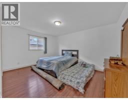 40 Sandy Lake DRIVE - 15