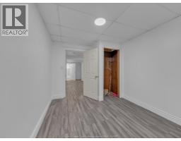 40 Sandy Lake DRIVE - 25