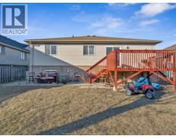 40 Sandy Lake DRIVE - 41